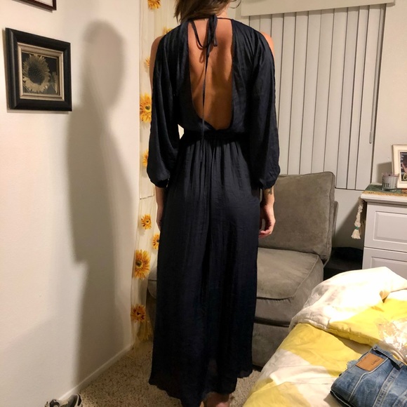 H&M Evening Dress in Navy - Picture 3 of 4